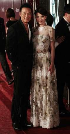 Angelica+Lee+in+Dolce+and+Gabbana+2