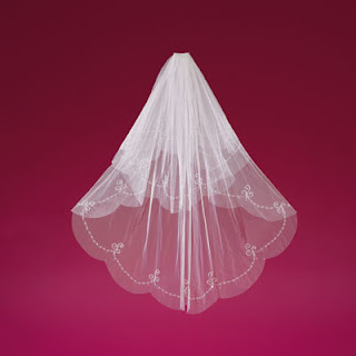 Elizabeth Dickens Bridal Veils