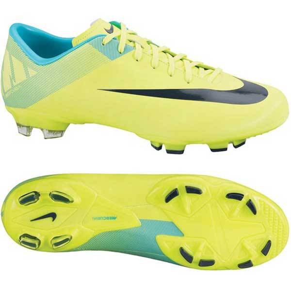 nike soccer shoes 2013