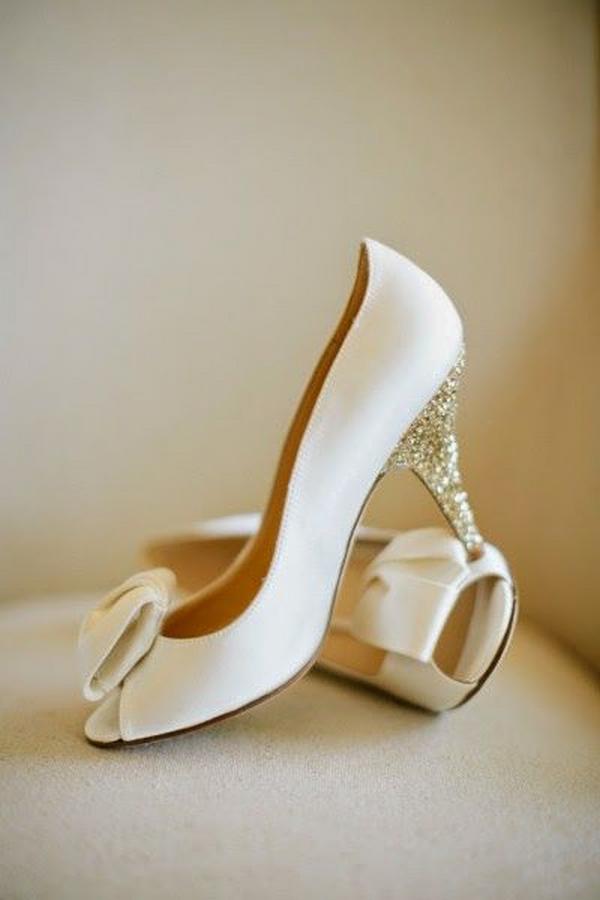 Tips for Buying Wedding Shoes for the Bride_05