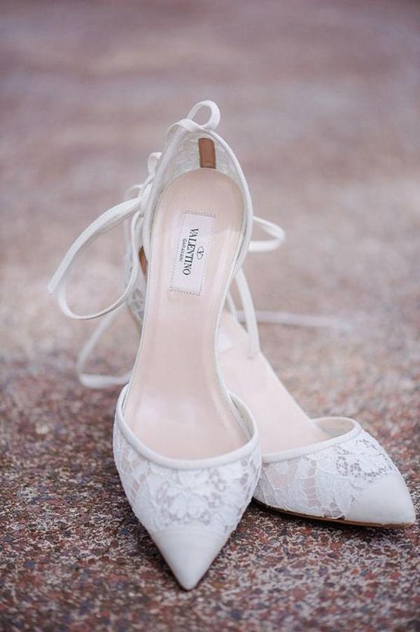 Tips for Buying Wedding Shoes for the Bride_08