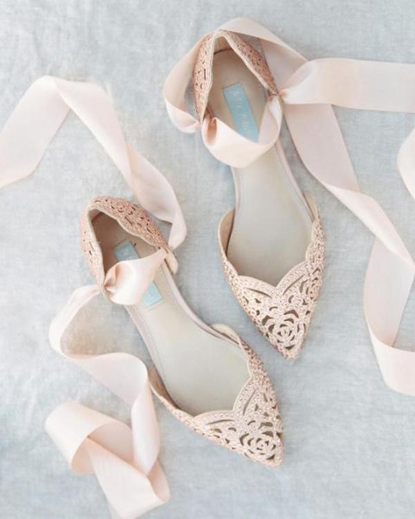 Tips for Buying Wedding Shoes for the Bride_10